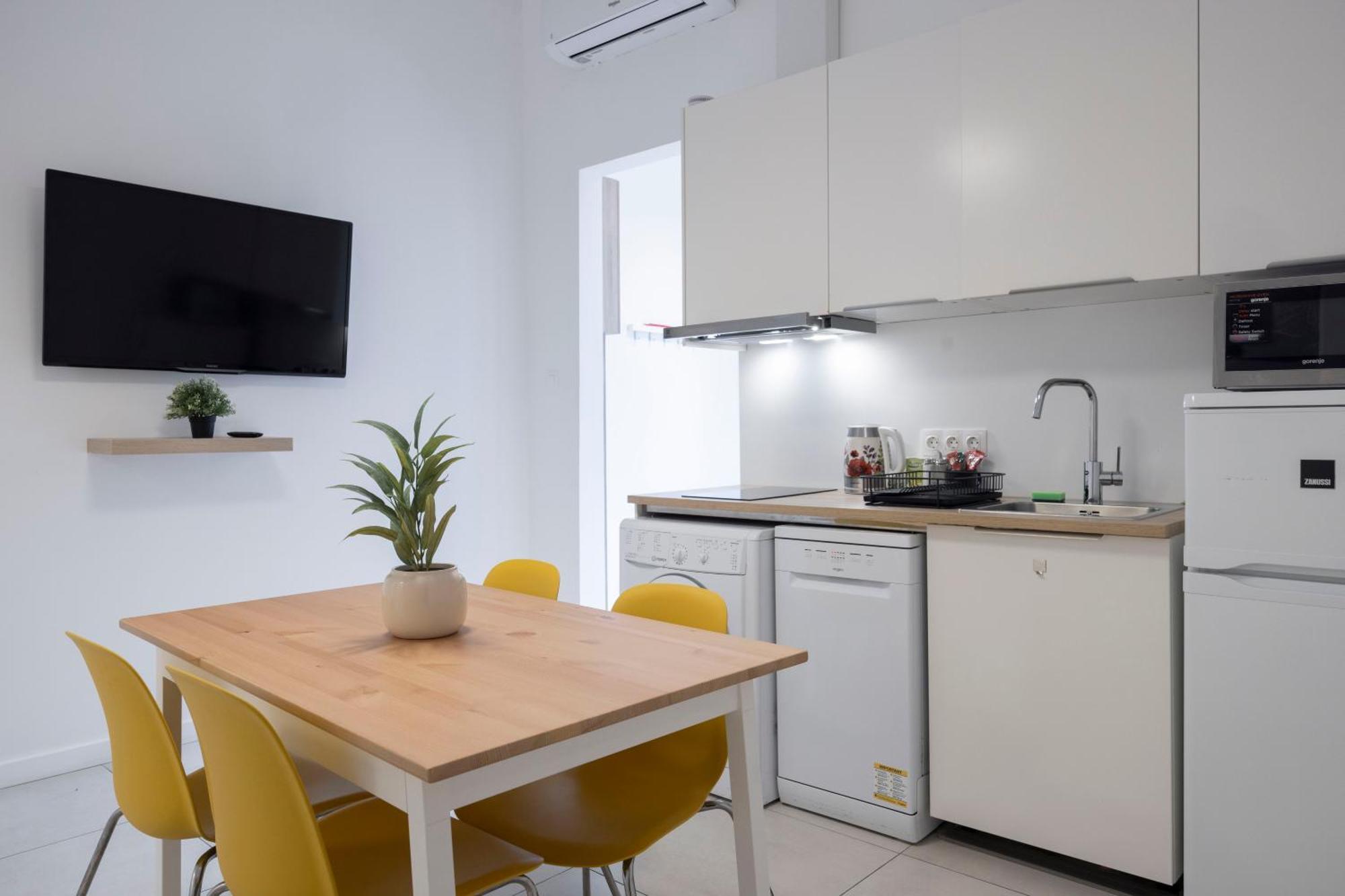 Super Central Cozy Apartment Next To The Budapest Eye Eksteriør billede